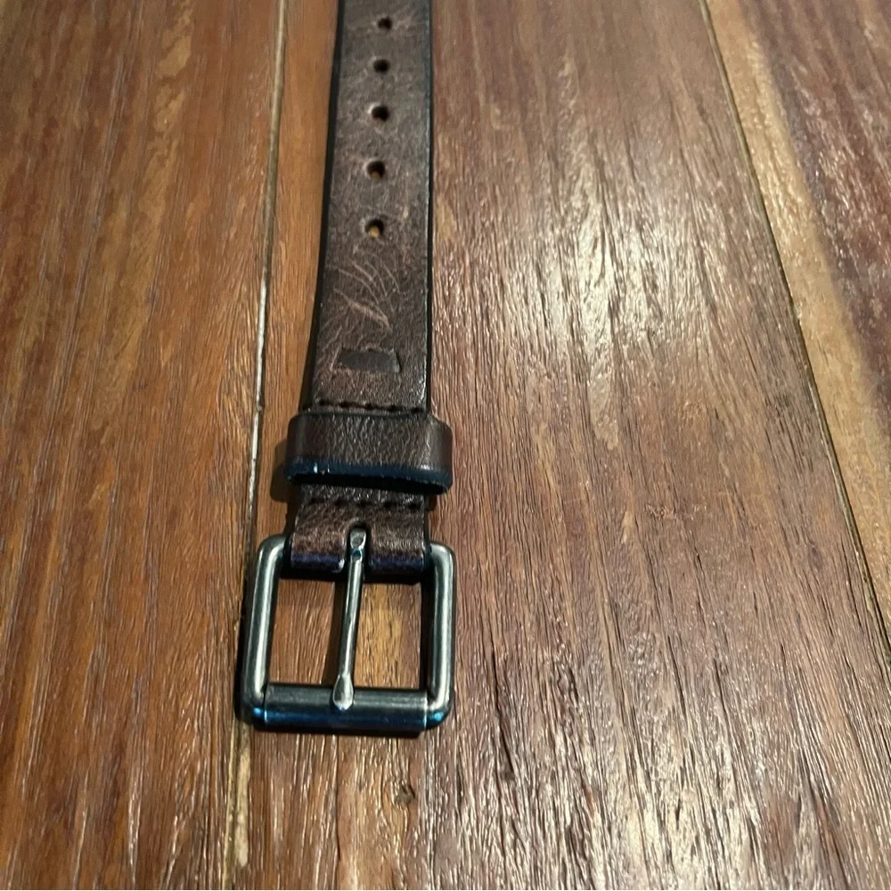 Levi’s Brown Leather Belt Size Small 30-32